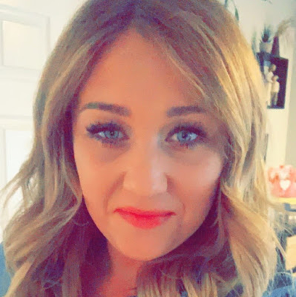 Meet your Posher, Stacy